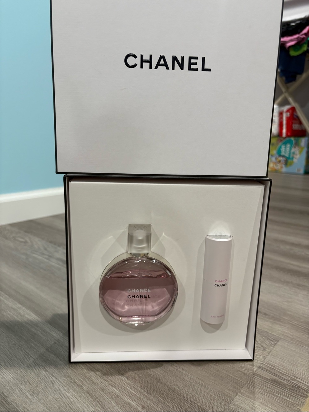 CHANEL 🩷